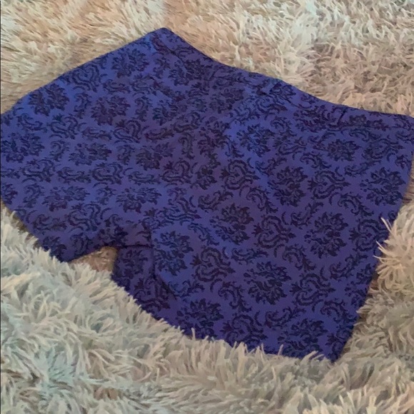 Blue Damask Pattern Cynthia Rowley Shorts - Picture 3 of 4